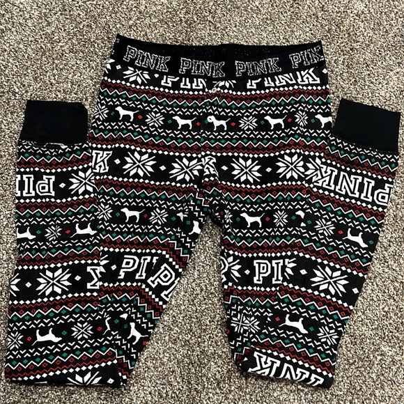 🥳 Host Pick! PINK VS holiday Thermal Pajama Set - Picture 4 of 5